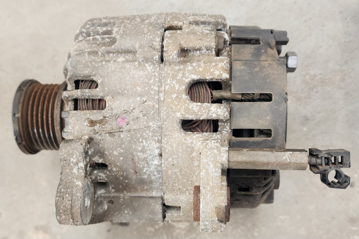 TT BUB 3.2 ALTERNATOR