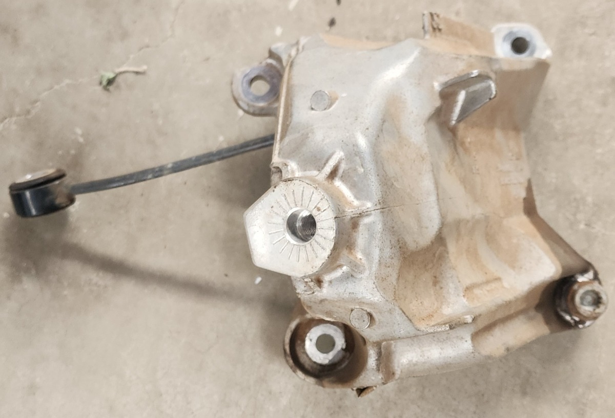 A4 DEM LEFT ENGINE MOUNT