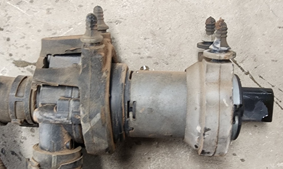 TT BUB 3.2 AUX WATER PUMP