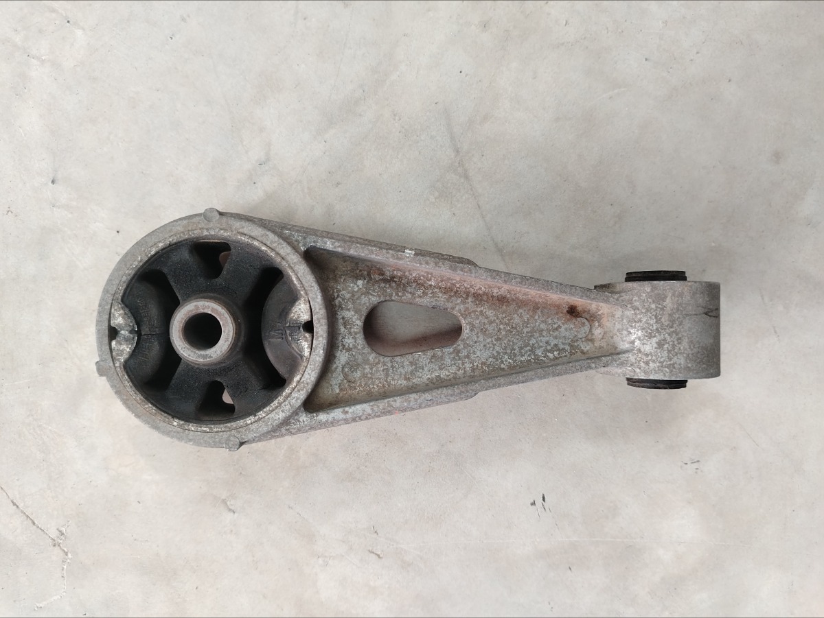 2011 CHEV SPARK 1.2LS LOWER ENGINE MOUNT