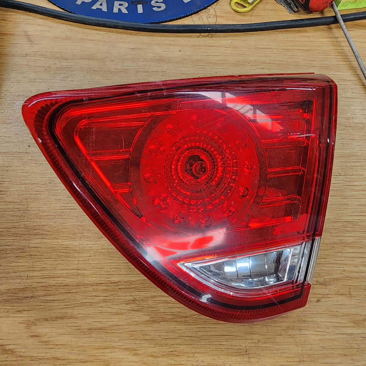 H1 RIGHT INNER TAILLAMP