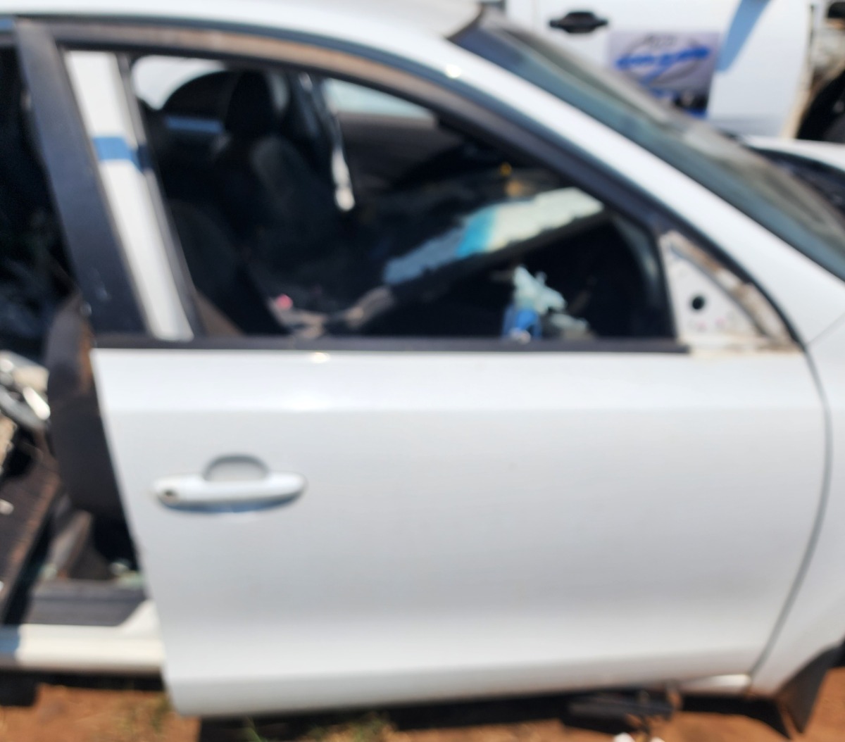 I30 RIGHT FRONT DOOR (SHELL)