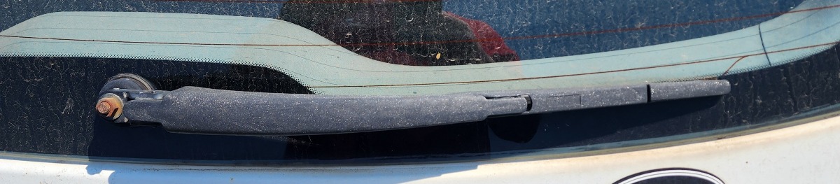 I30 REAR WIPER ARM