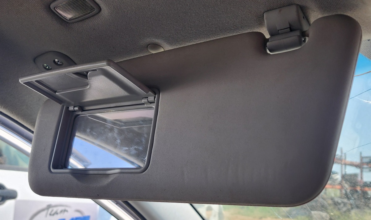 I30 LEFT SUNVISOR