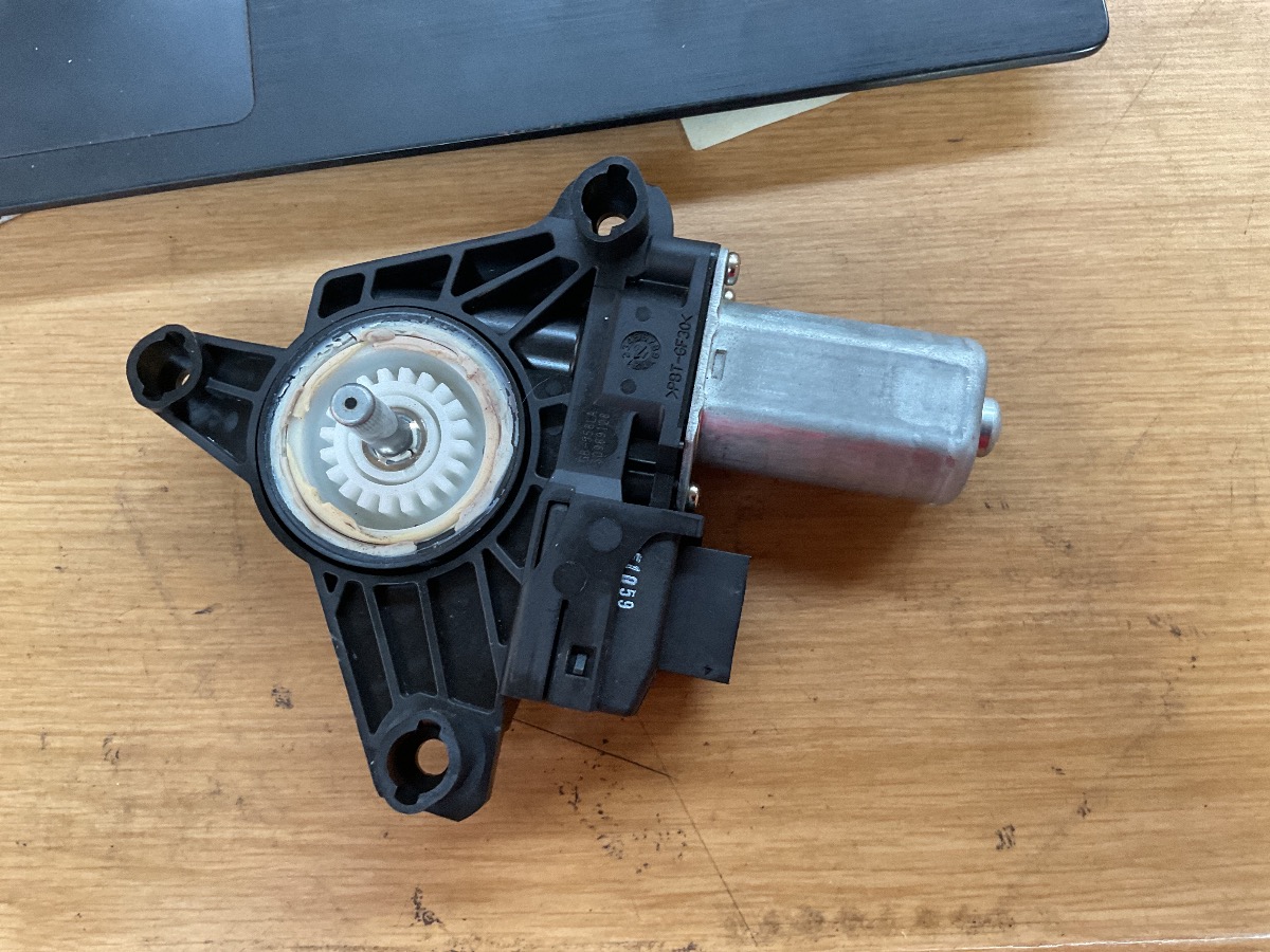 C CLASS WINDOW WINDER SENSOR