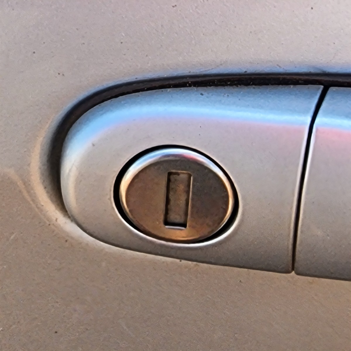 TT MK1 RIGHT HANDLE END PIECE