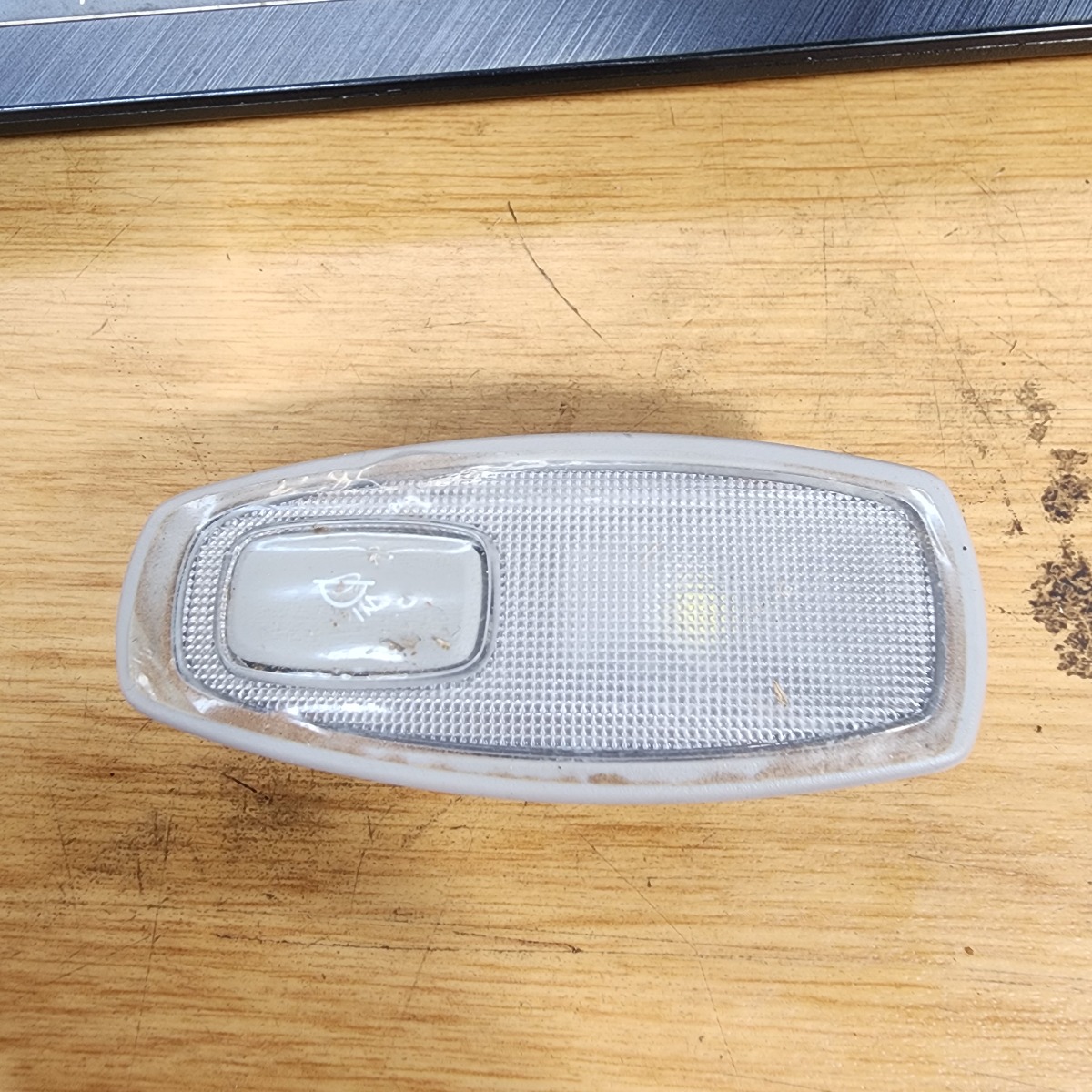 SPORTAGE RIGHT READING LIGHT