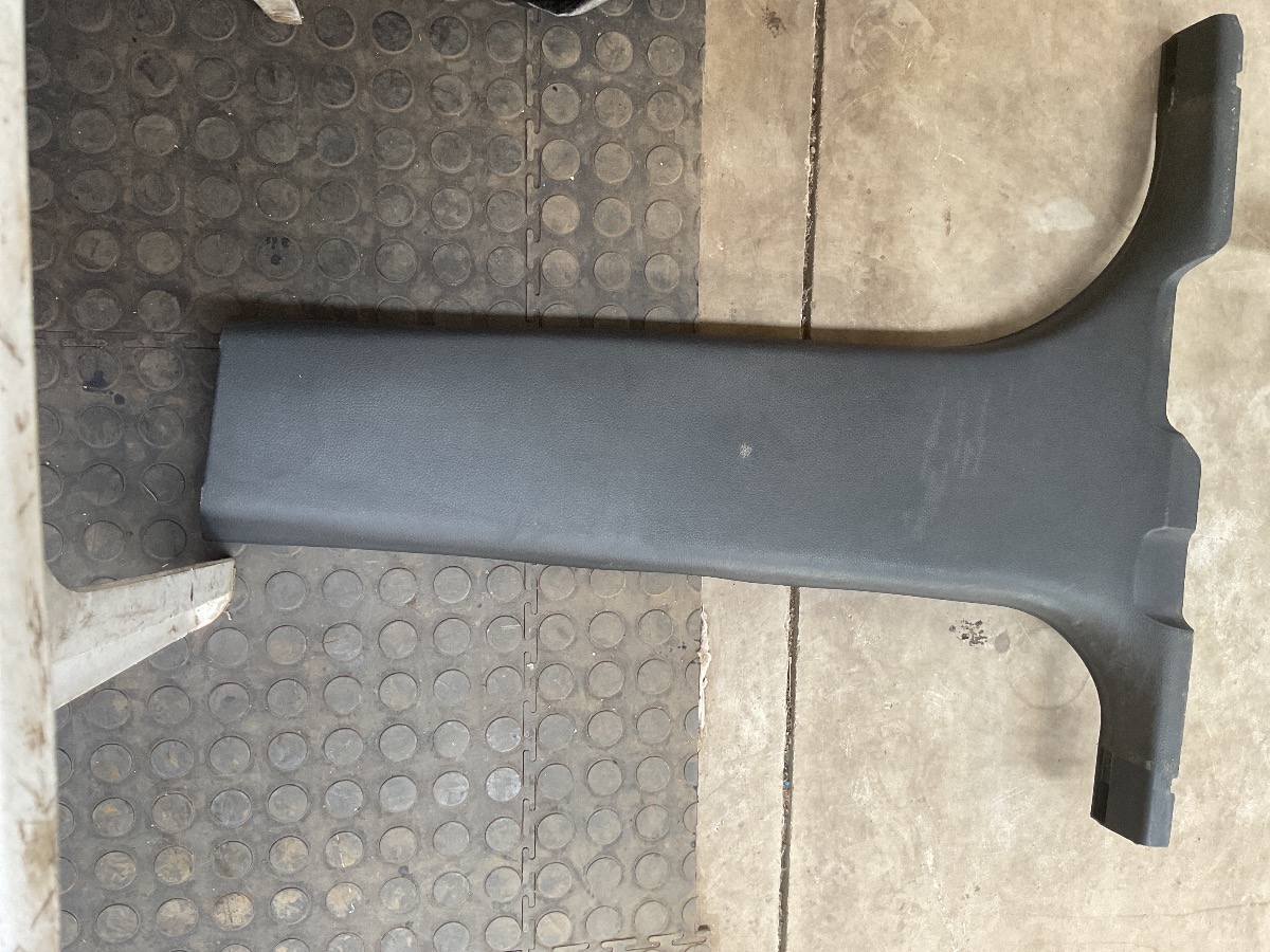 RANGER LOWER B PILLAR TRIM