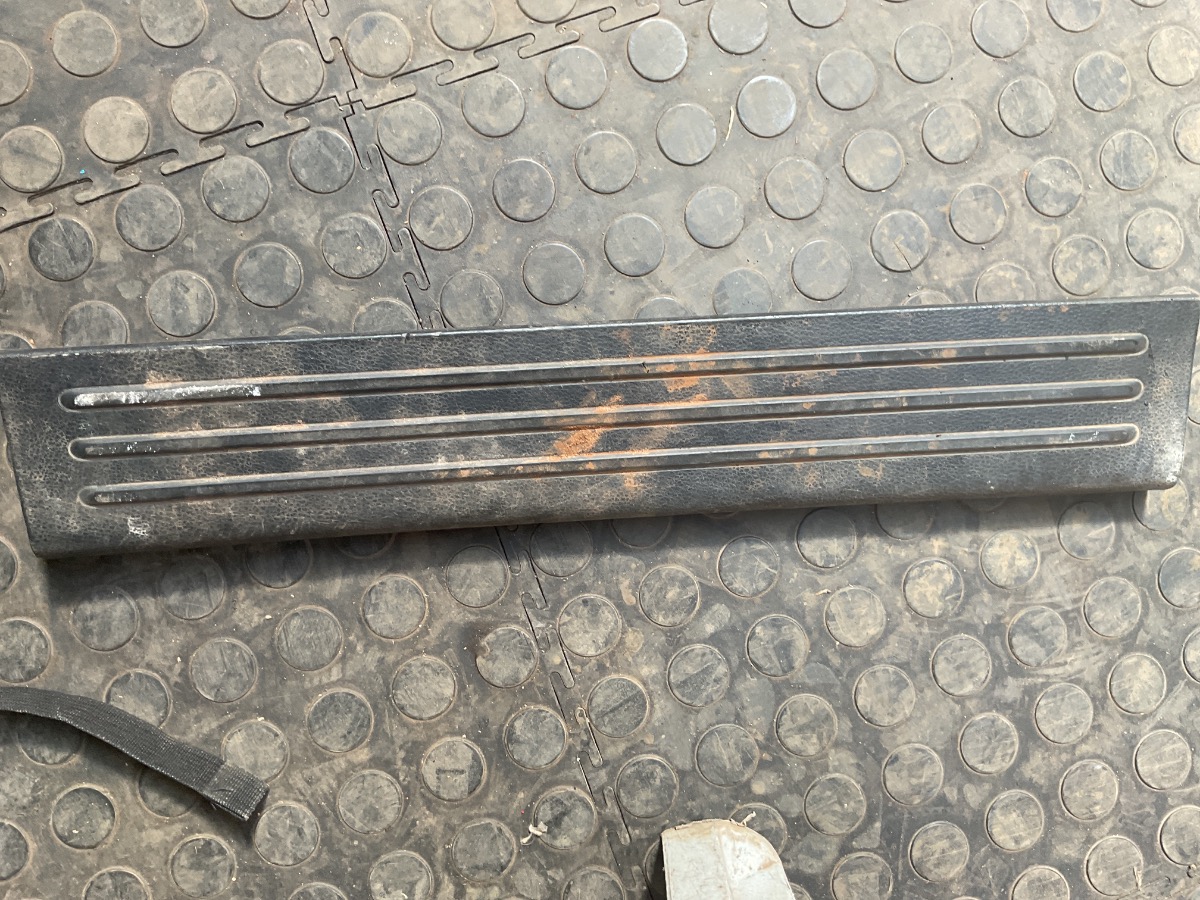 RANGER STEP TRIM