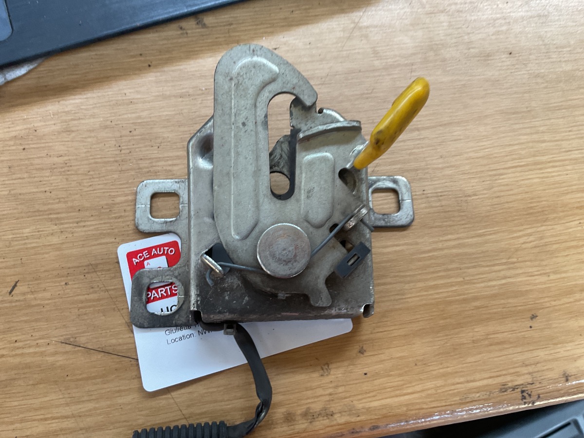 GIULIETTA BONNET LOCK