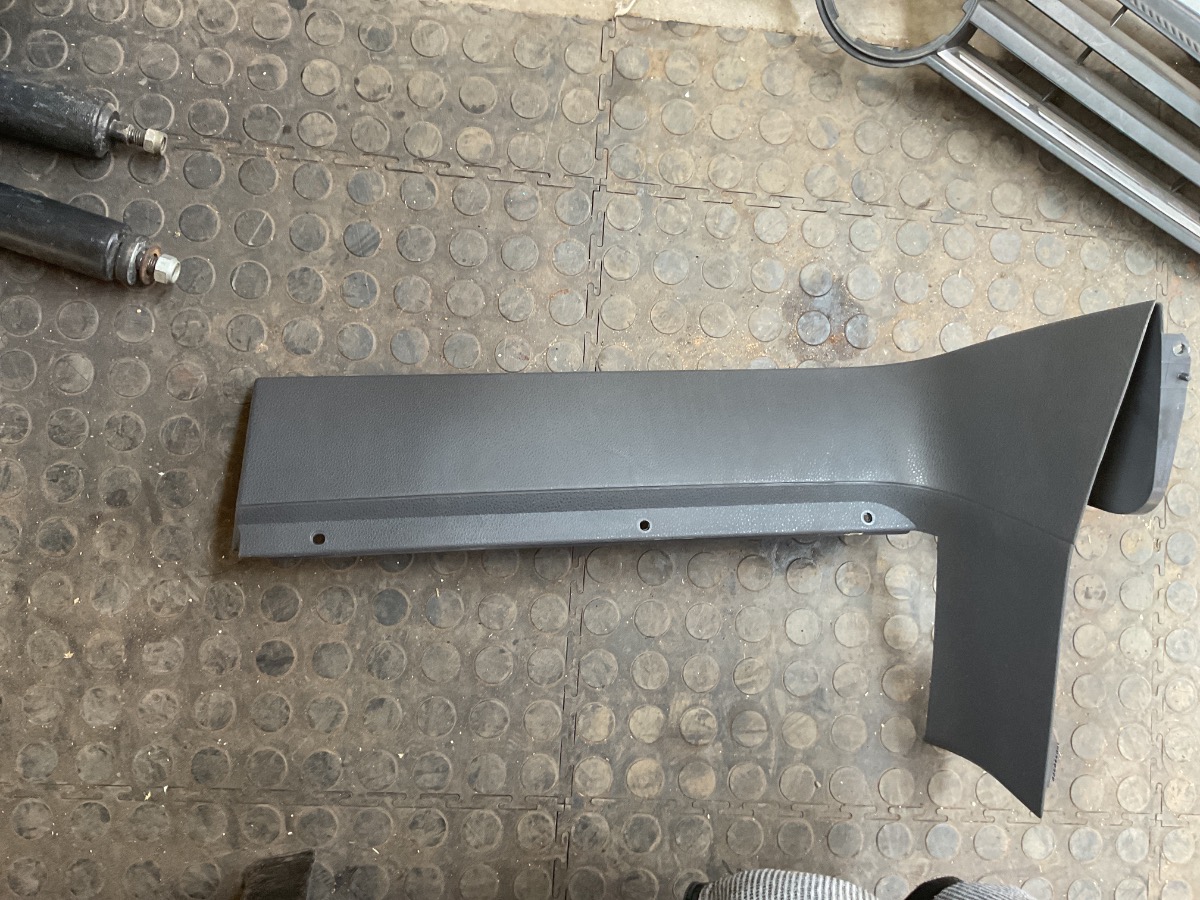 VIVO PASSENGER SIDE UNDER DASHBOARD SHELF
