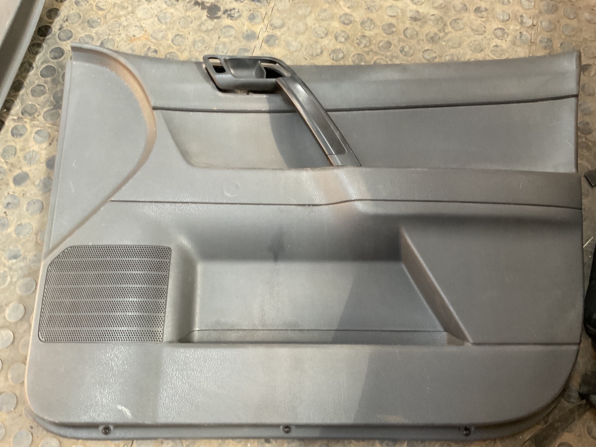 VIVO REARRIGHT DOOR PANEL