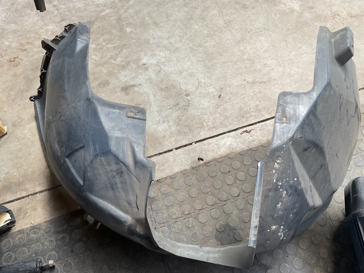 GIULIETTA WHEEL ARCH SHELL FRONT LEFT