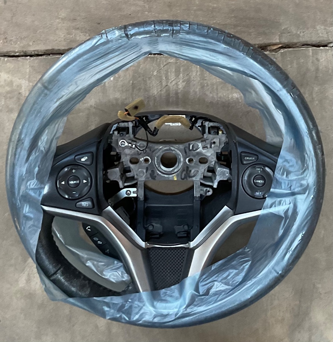 IGNIS STEERING WHEEL