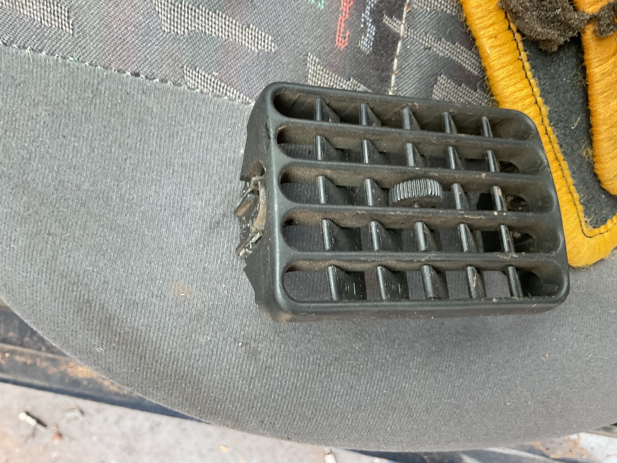 POLO PLAYA RIGHT AIR VENT