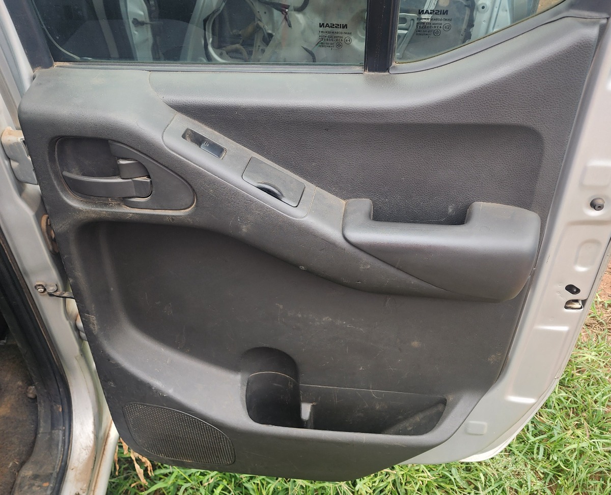 NAVARA RIGHT REAR DOOR PANEL