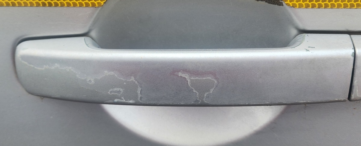 NAVARA LEFT REAR DOOR HANDLE