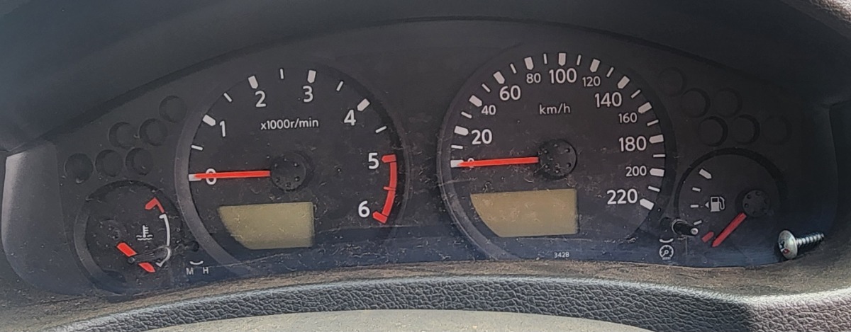 NAVARA SPEEDO CLUSTER
