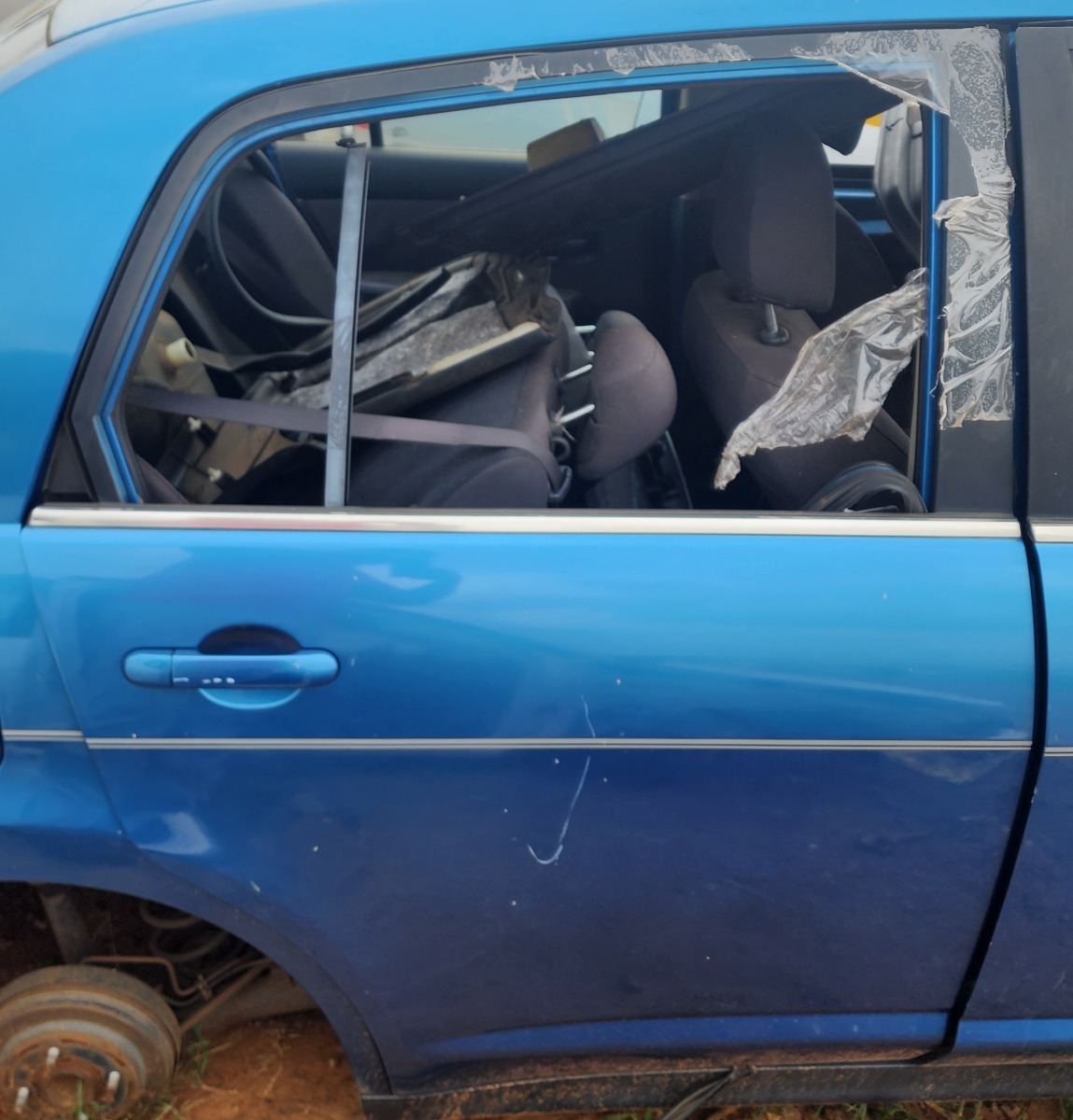 TIIDA RIGHT REAR DOOR (SHELL)