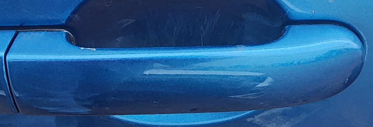 TIIDA RIGHT FRONT HANDLE