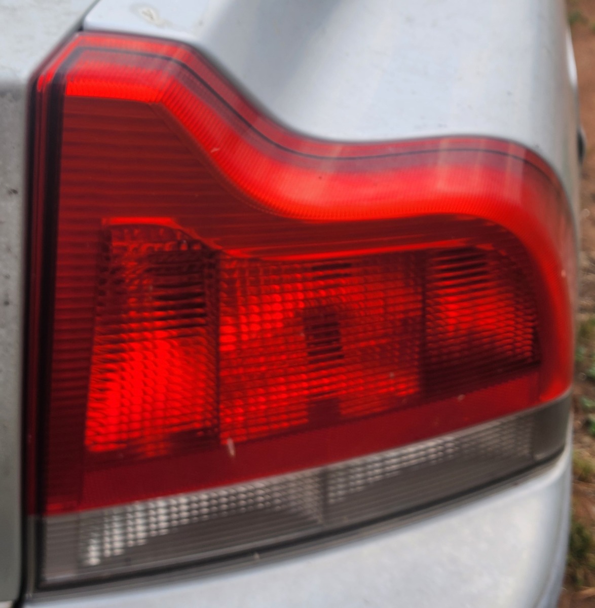 S60 RIGHT TAILLIGHT