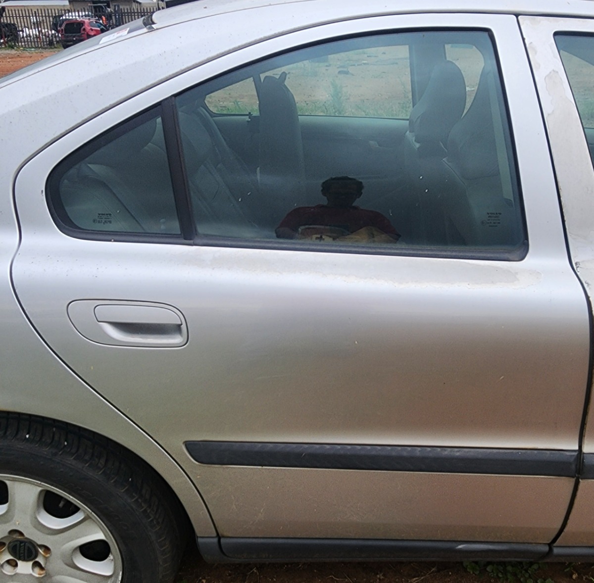 S60 RIGHT REAR DOOR (SHELL)