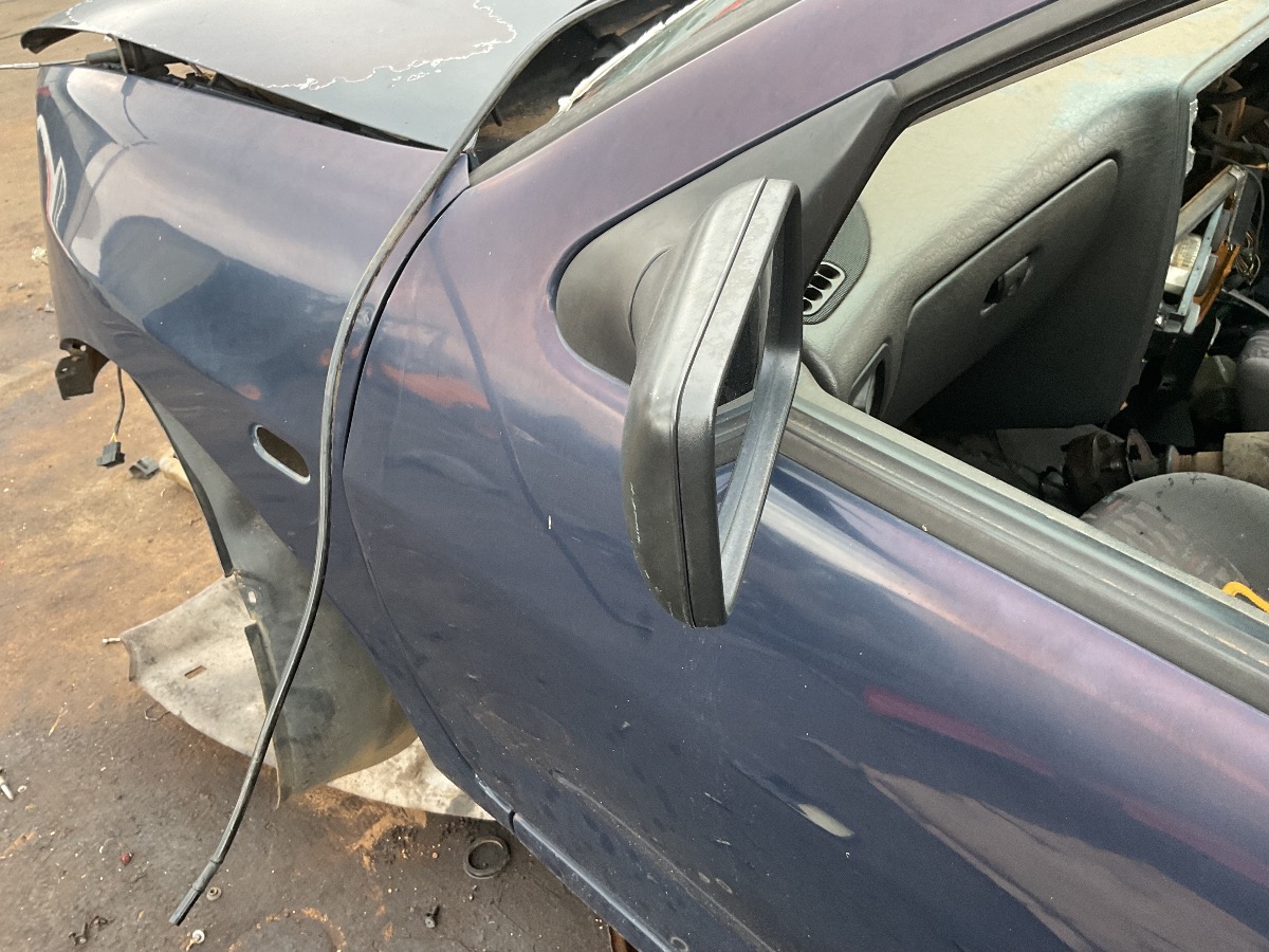 POLO PLAYA LEFT FRONT DOOR REAR VIEW MIRROR
