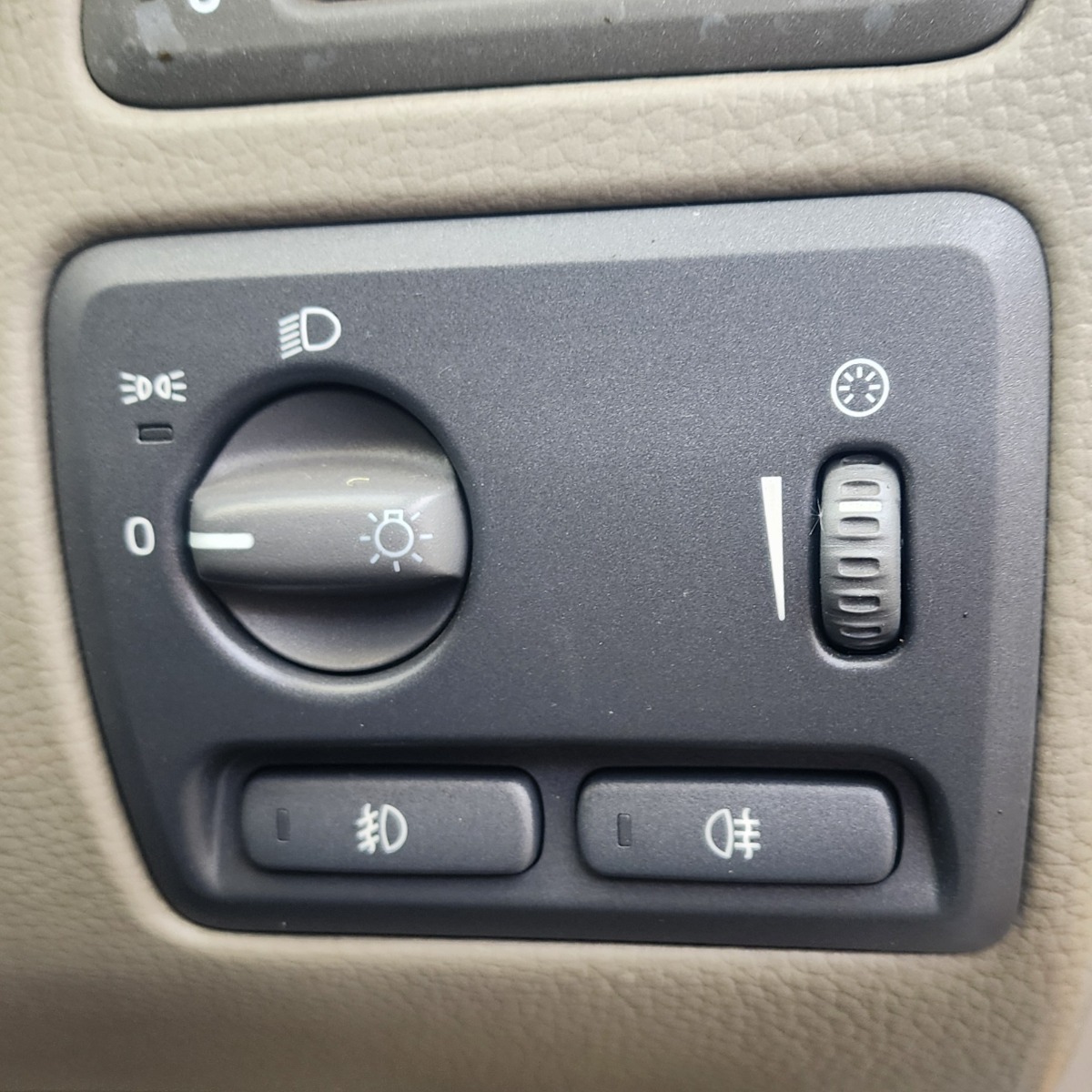 S60 LIGHT SWITCH