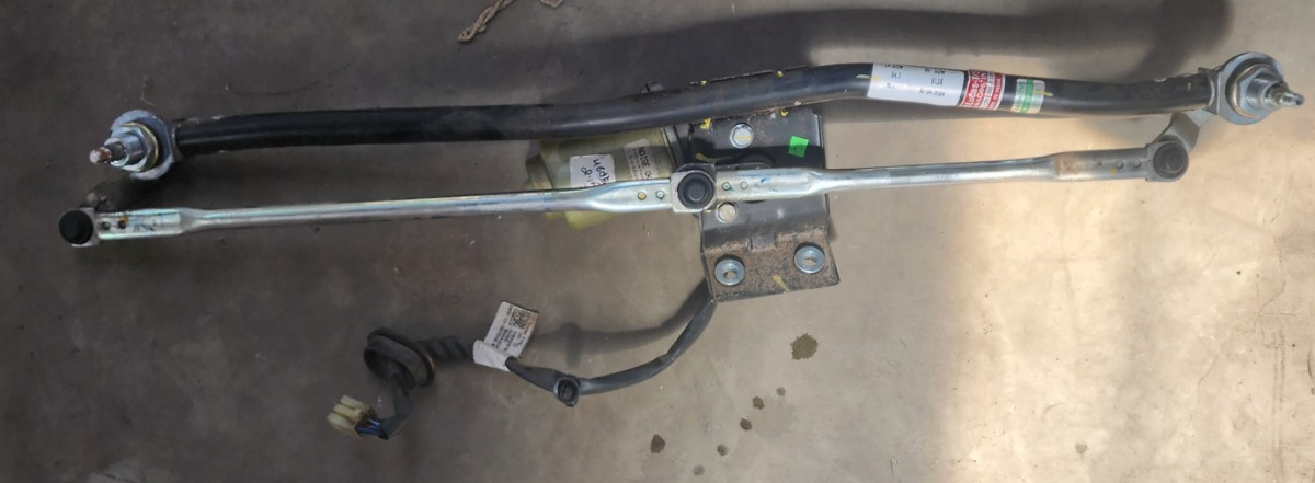 SCORPIO/PICK UP WIPER MOTOR WITH LINKS