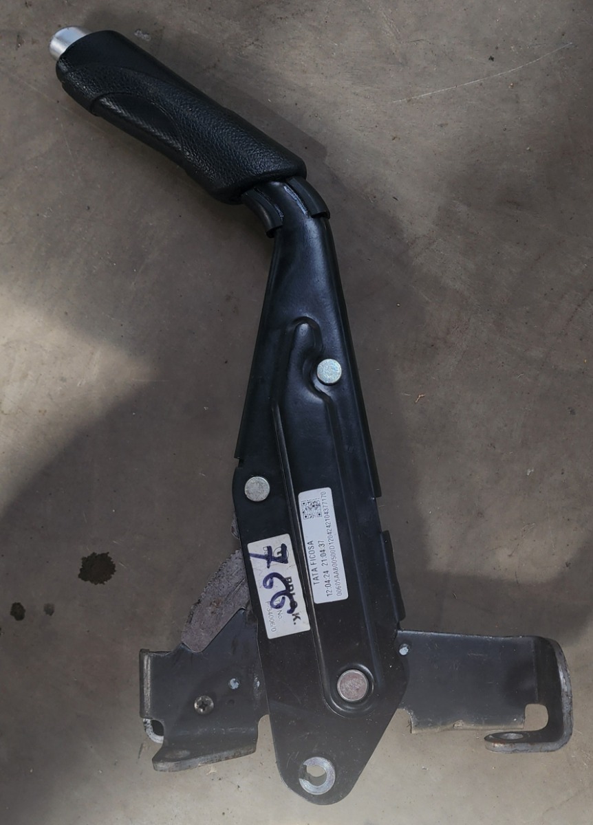 SCORPIO/PICK UP HAND BRAKE LEVER