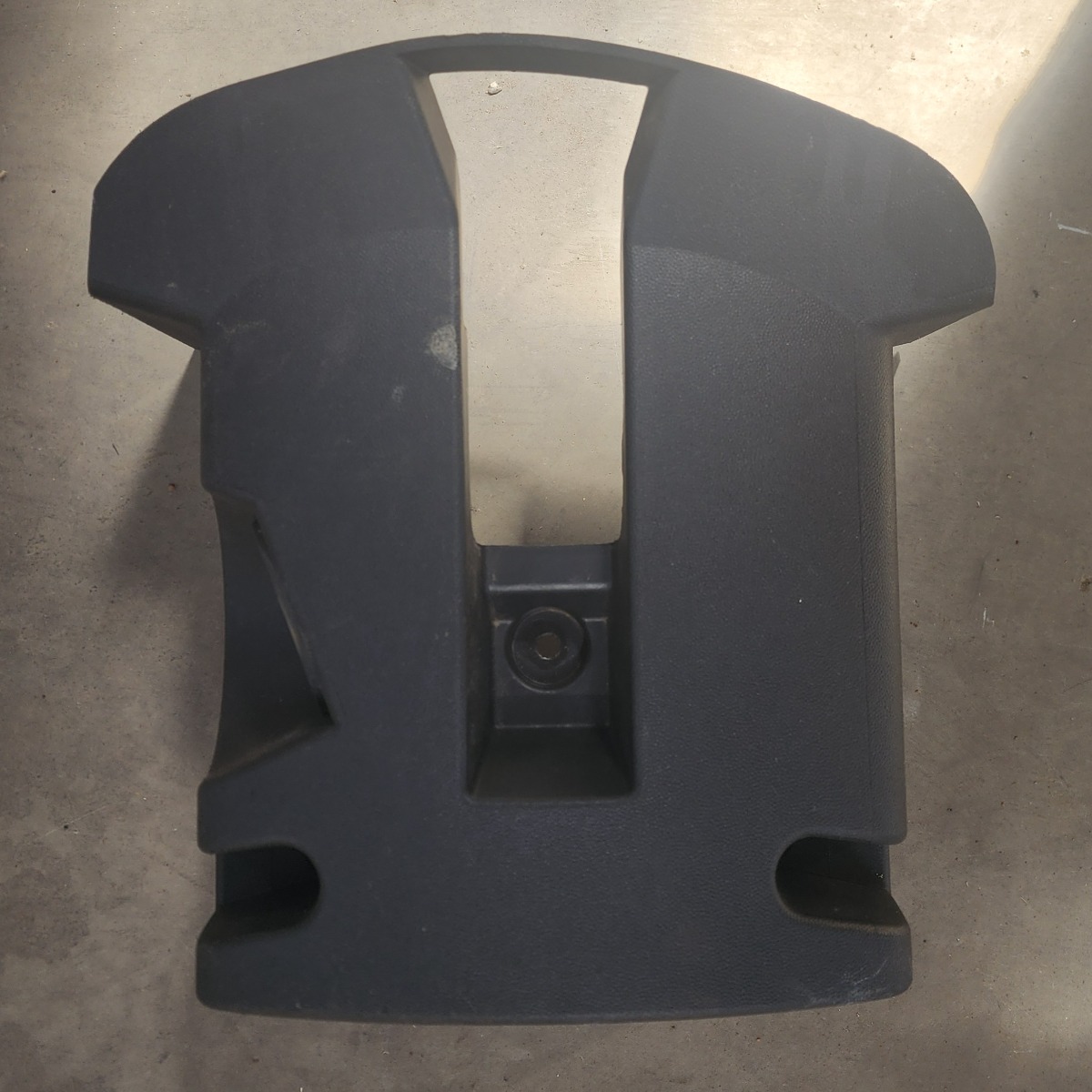 SCORPIO/PICK UP LOWER FAN SHROUD