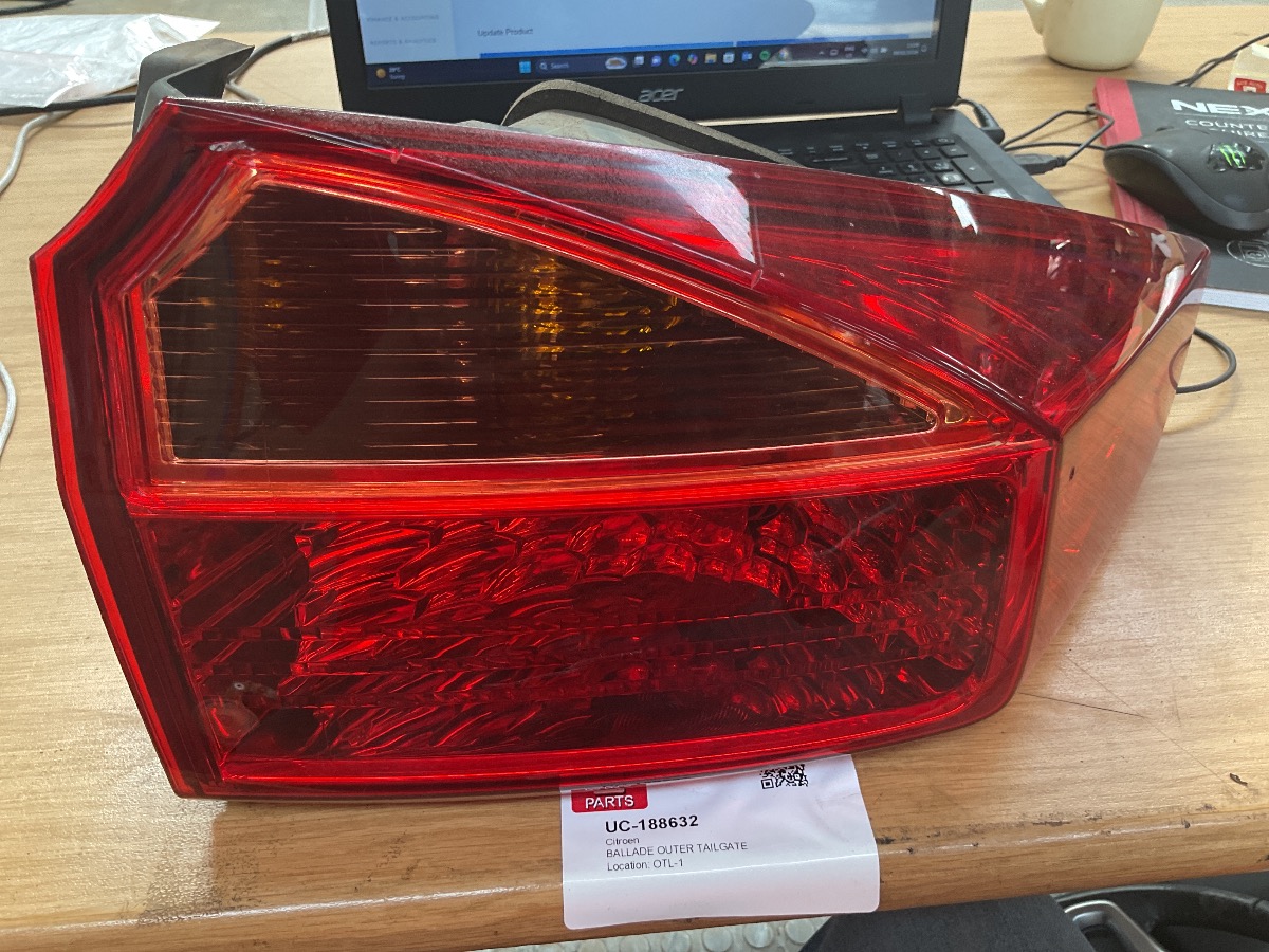 BALLADE TAILIGHT