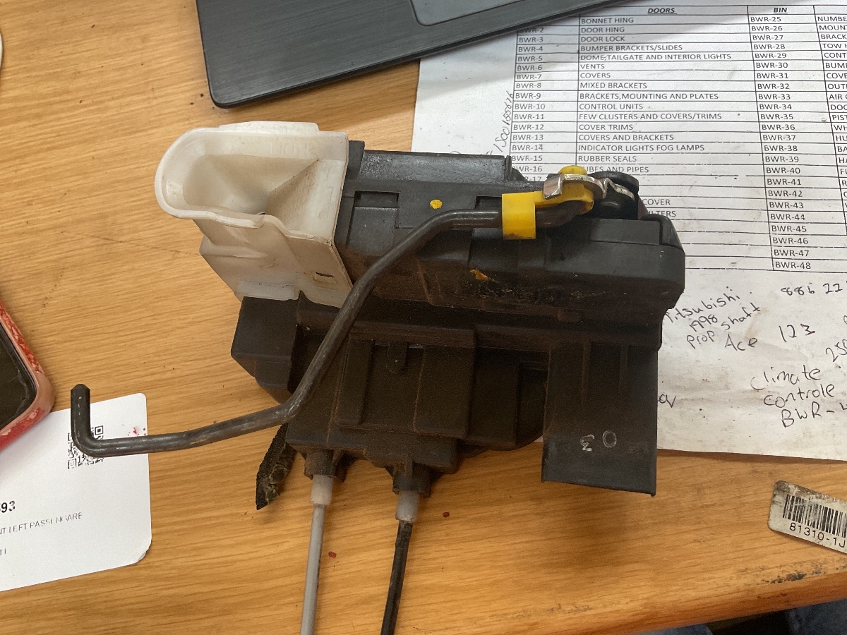 I20 L/F DOOR LOCK
