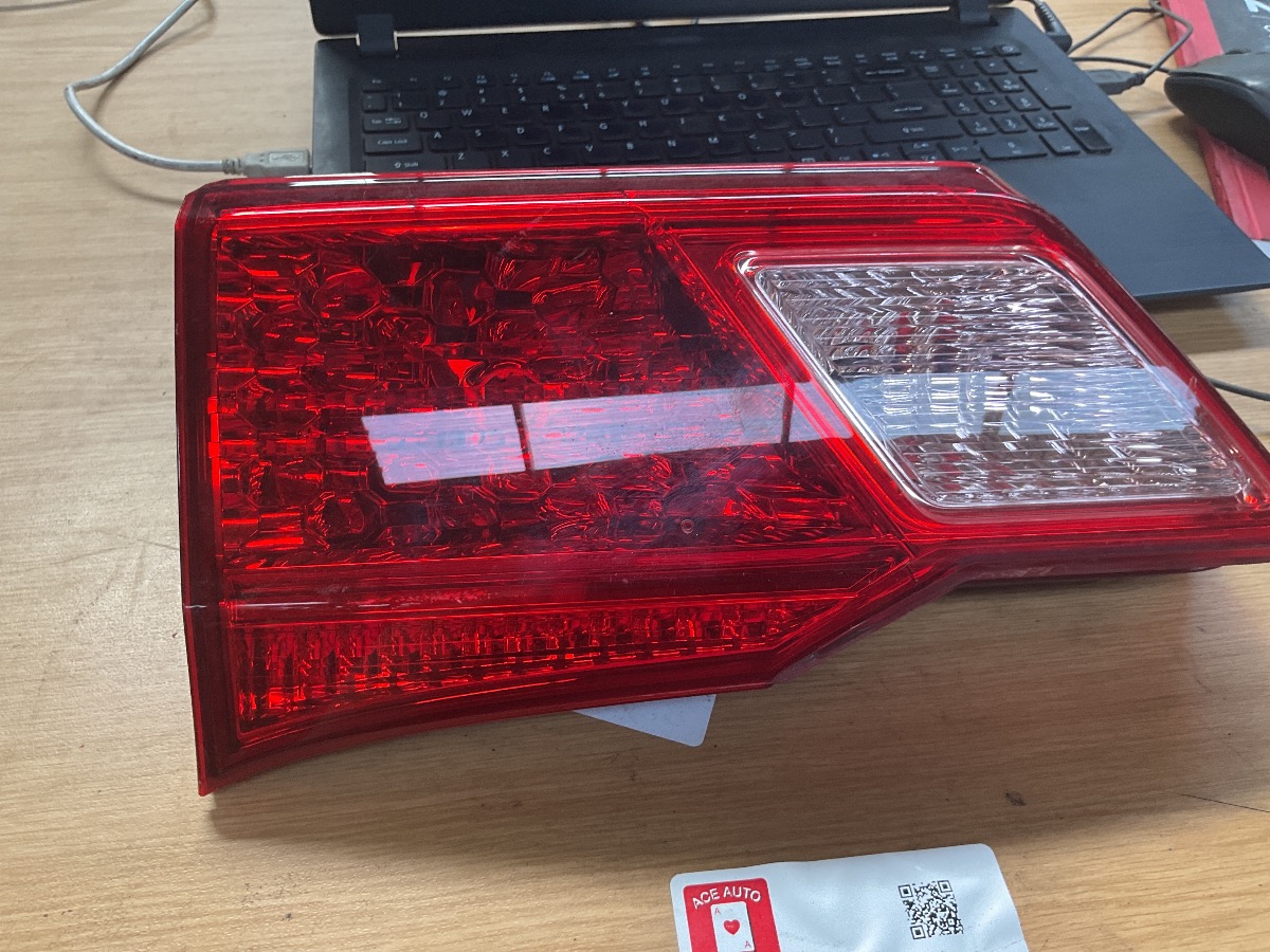 BALLADE OUTER RIGHT SIDE TAIL LIGHT