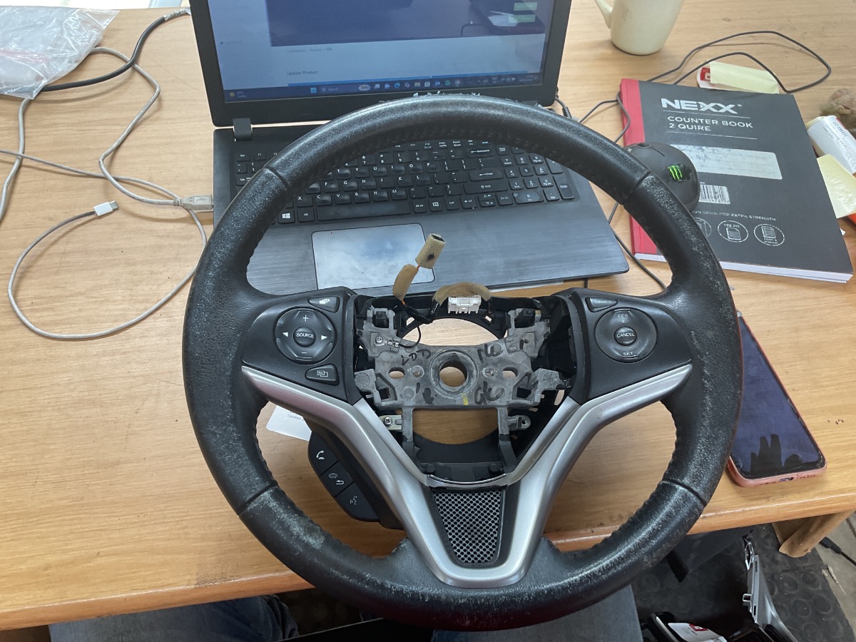 BALADE STEERING WHEEL