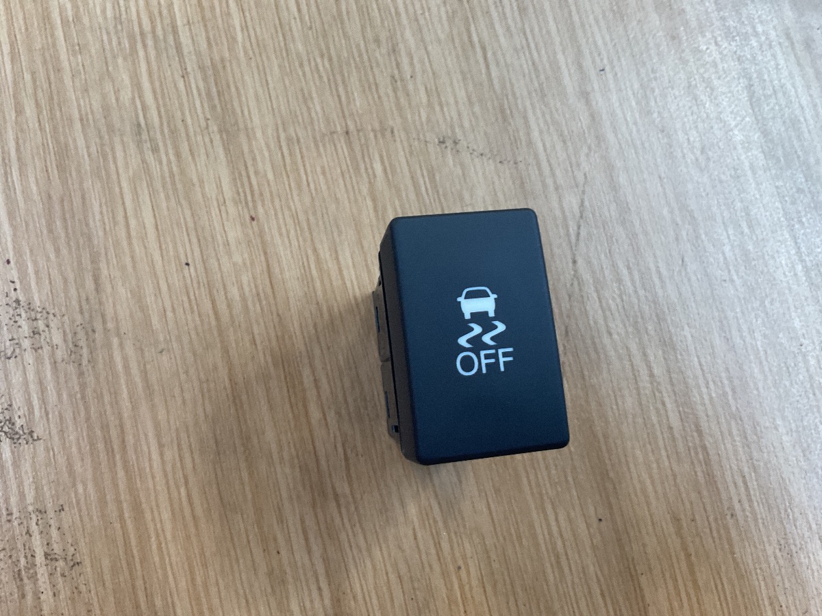BALLADE TRACTION CONTROLE SWITCH