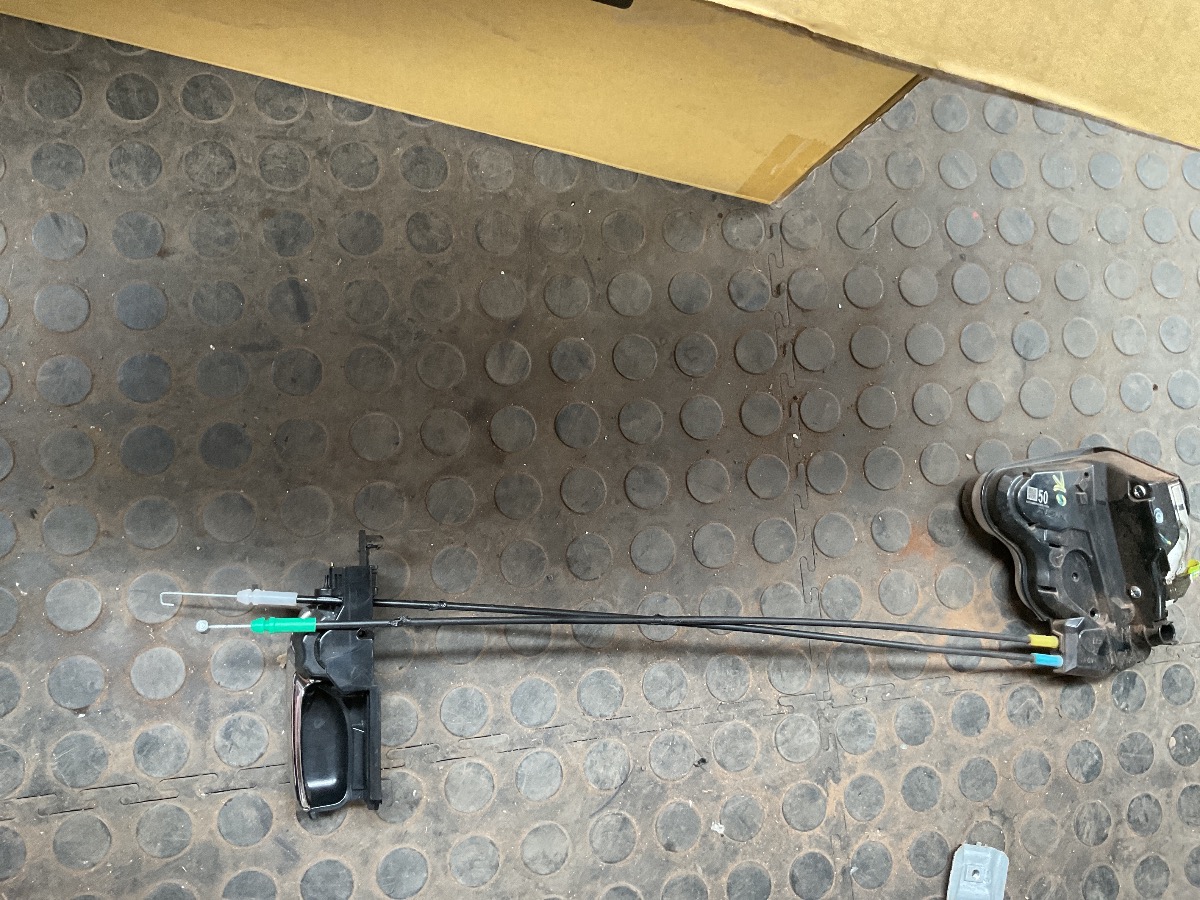 IGNIS FRONT LEFT DOOR LOCK