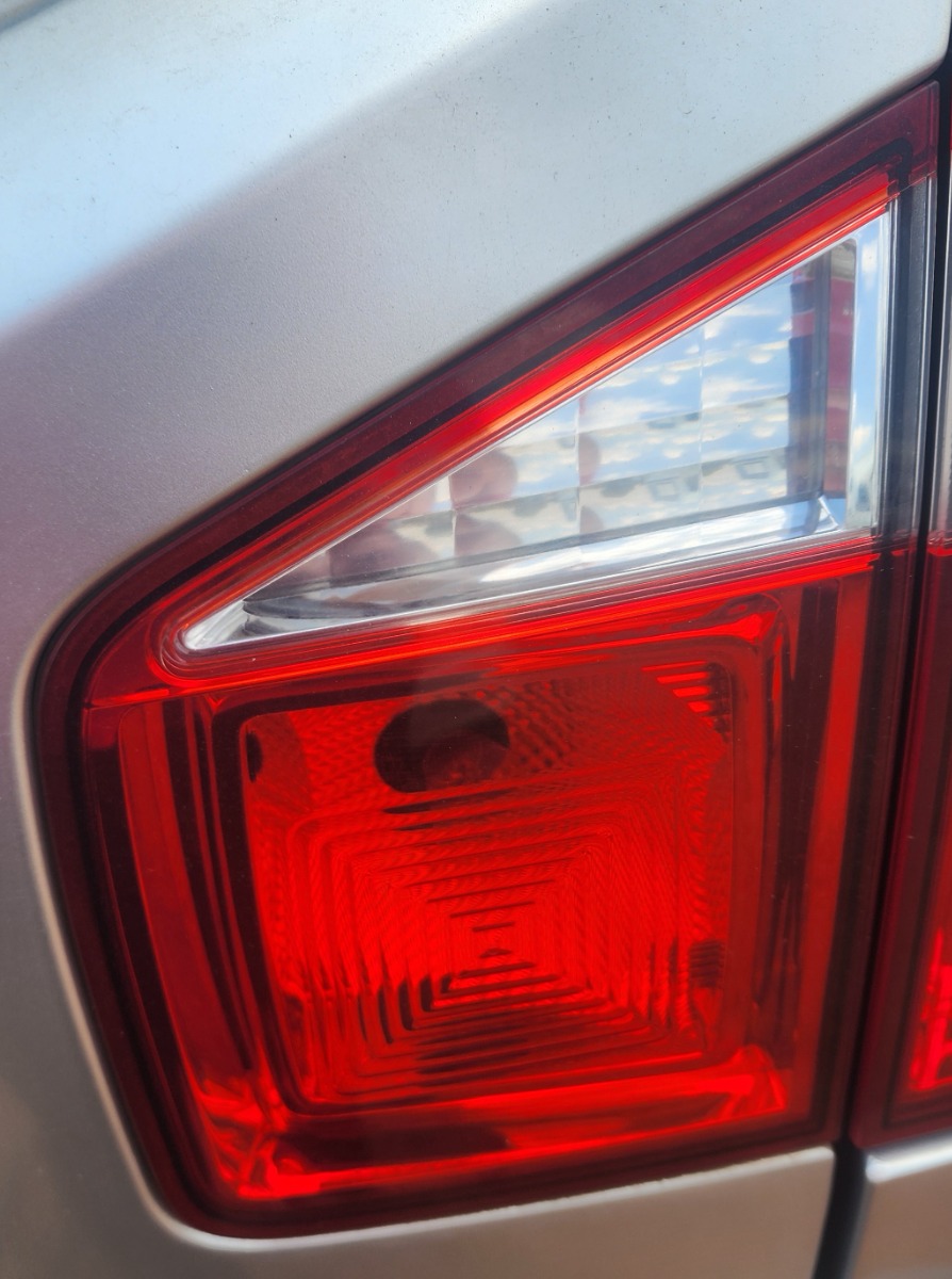 ORLANDO RIGHT INNER TAILLIGHT