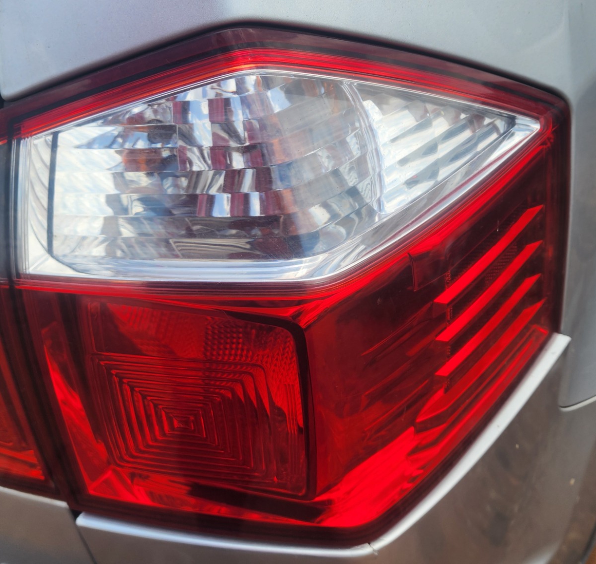 ORLANDO RIGHT OUTER TAILLIGHT