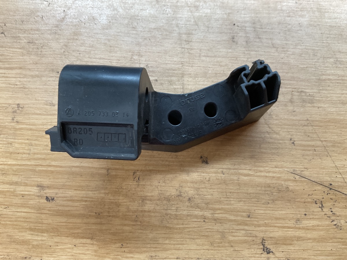 C CLASS handle and lock frame bracket rear right door