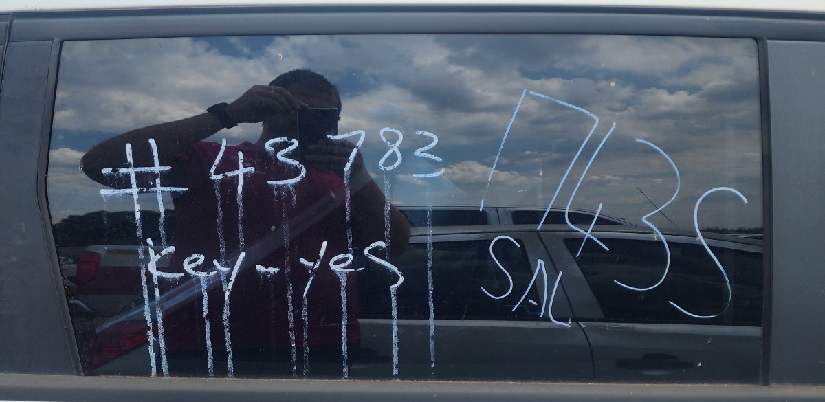 ORLANDO RIGHT REAR DOOR GLASS