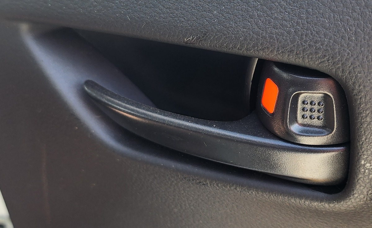 FRONX RIGHT REAR INNER HANDLE