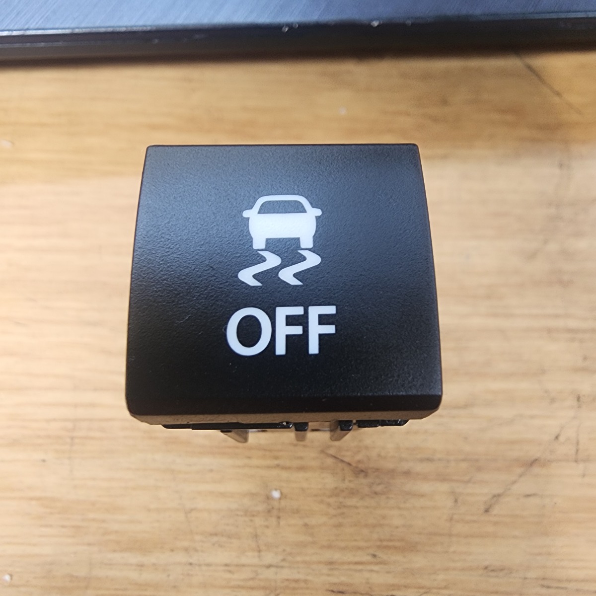 FRONX TRACTION SWITCH