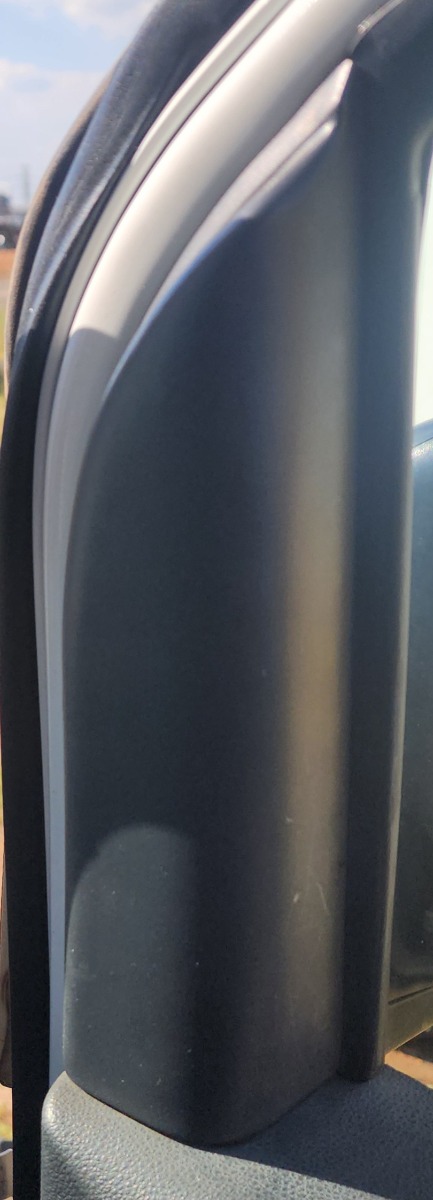 H1 RIGHT INNER MIRROR TRIM