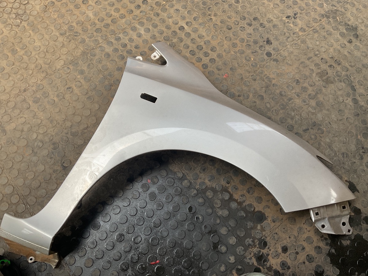 BALLADE DRVER SIDE FENDER