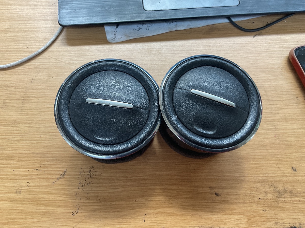 IGNIS CENTER AIR VENTS
