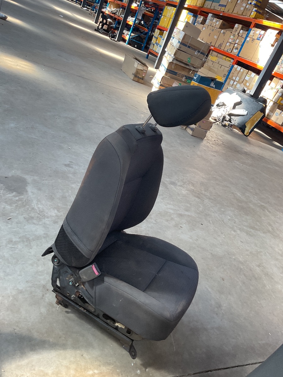 IGNIS PASSENGER SIDE SEAT