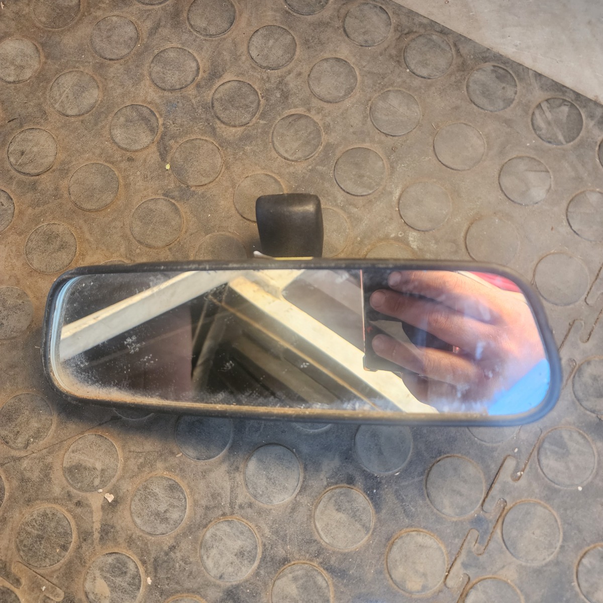 SCORPIO/PIK UP REAR VIEW MIRROR