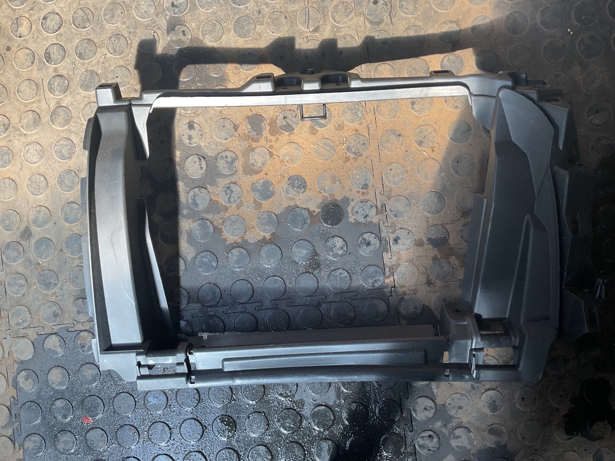 BALLADE GLOVE BOX COVER