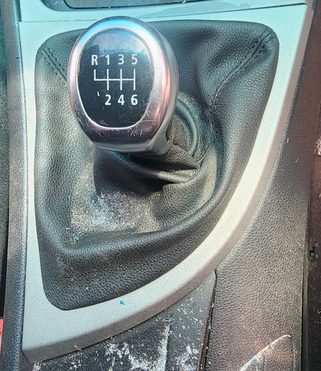 E81 GEAR LEVER KNOB